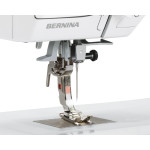 Швейная машина Bernina B 335 + приставной столик в Минске Швейная машина Bernina B 335 + приставной столик в Минске